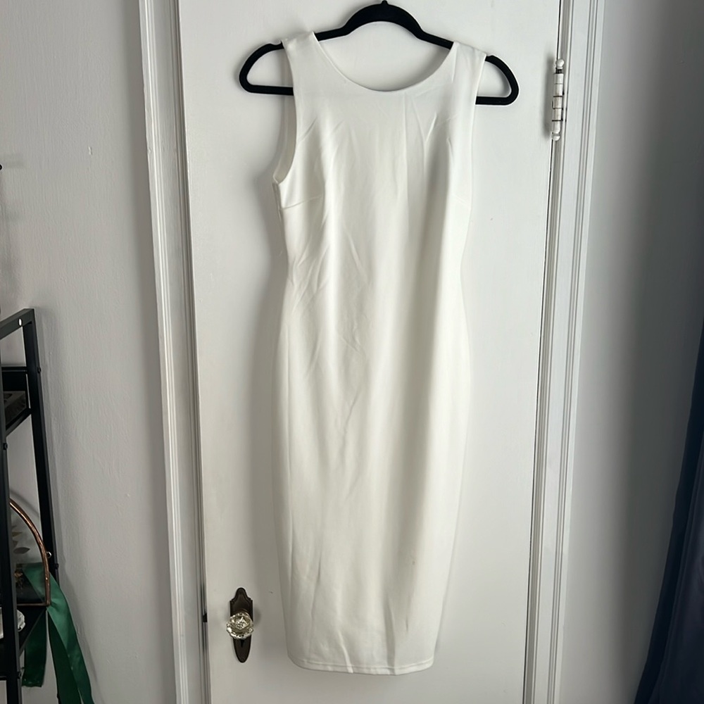 Lulu’s Bridal Backless Dress